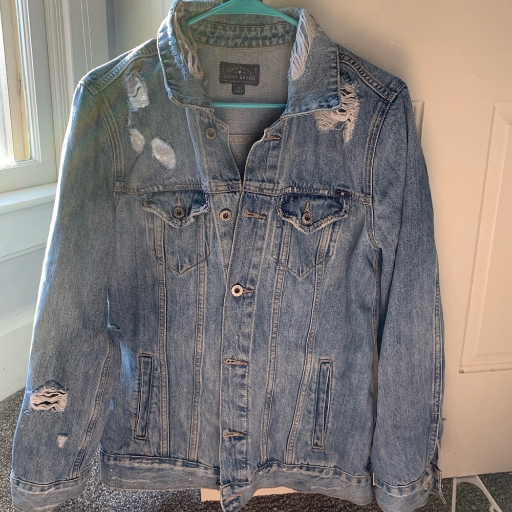 Lucky brand boyfriend cut distressed denim jacket
